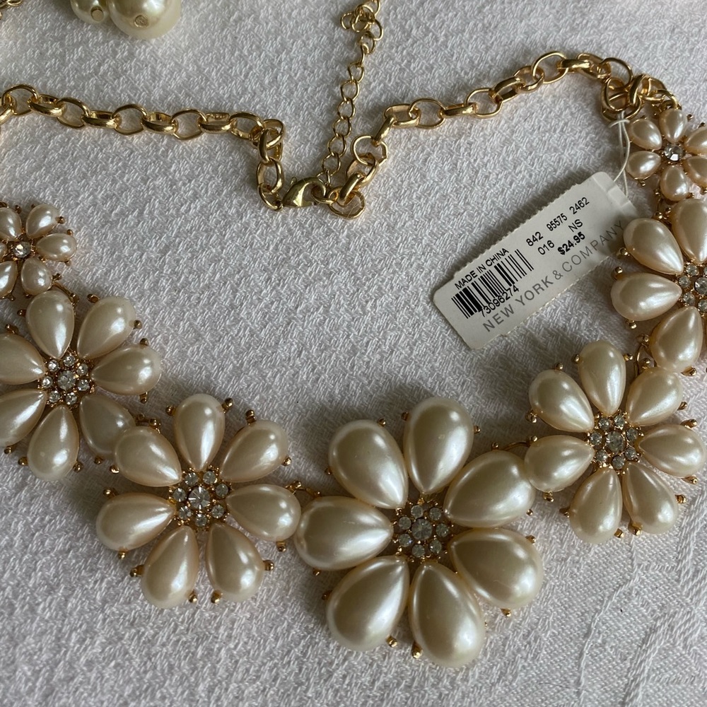 Pearls Bundle - Picture 4 of 5